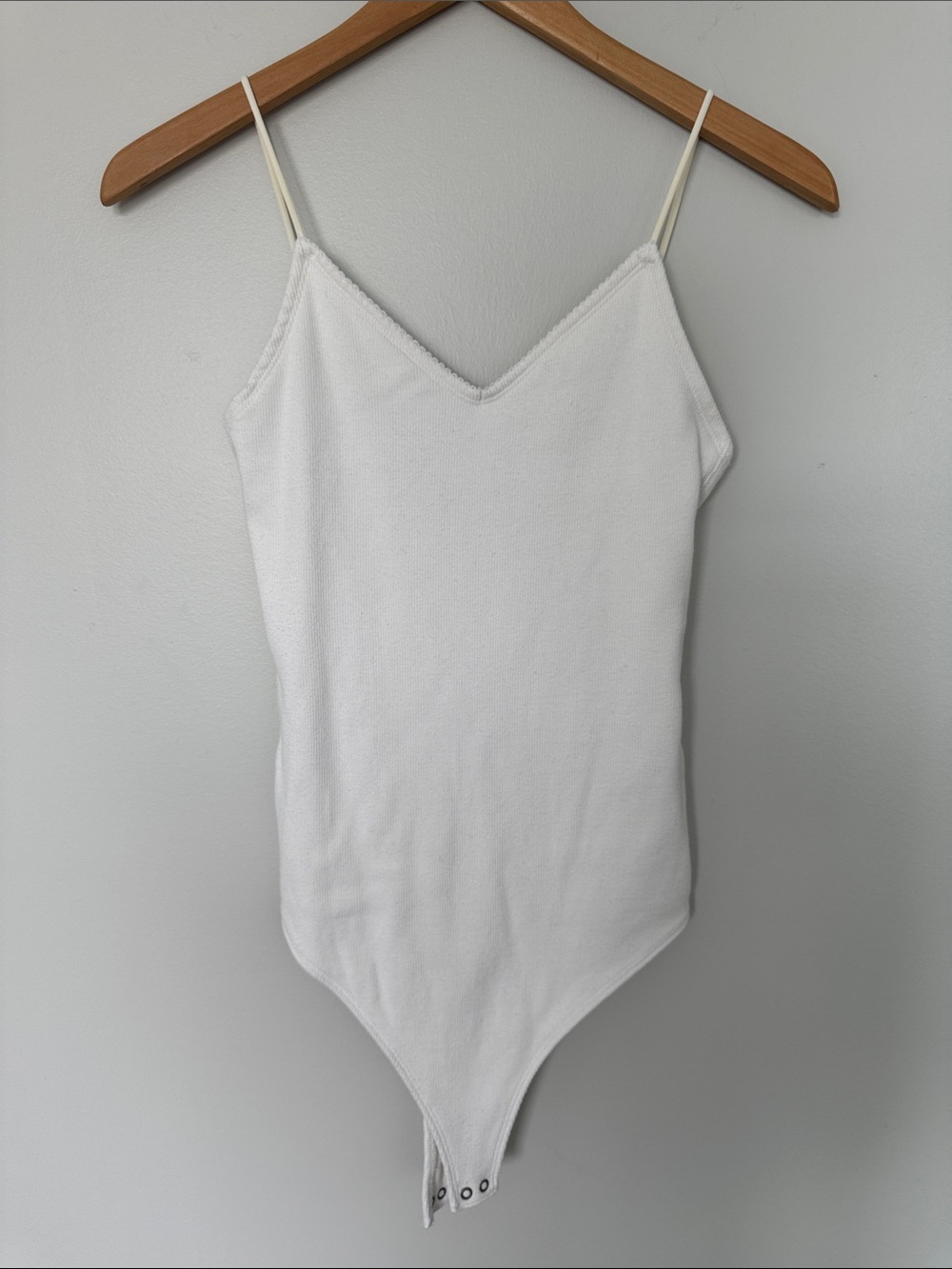 Abercrombie & Fitch White Ribbed Tank Bodysuit Size Medium